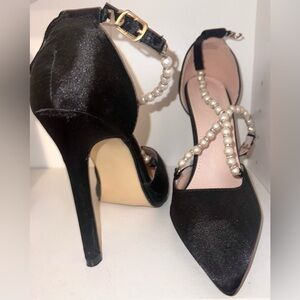 NWOT Elegant Satin Black Pearl-Embellished Women's Heels